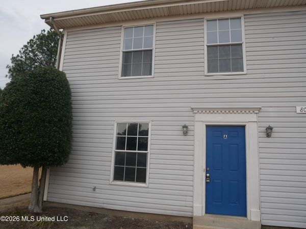 8061 Martha Ann Lane, Southaven, MS 38671