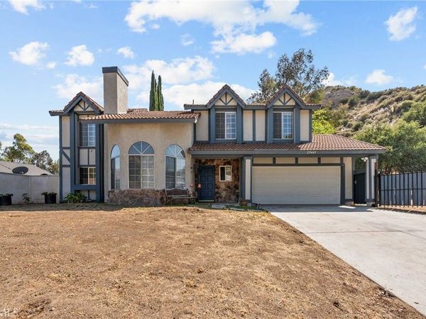 29445 Poppy Meadow, Canyon Country, CA 91387