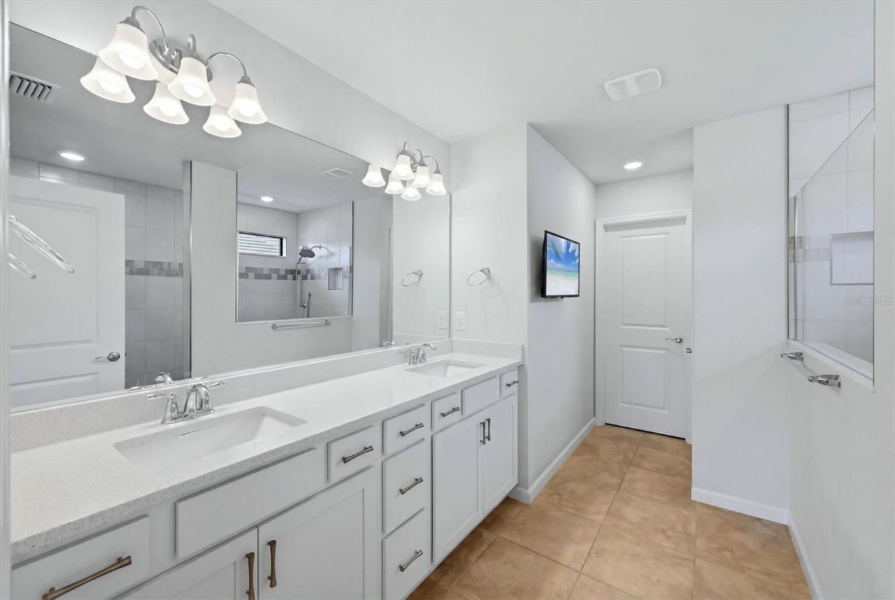 6126 Bluestar Court , Lakewood Ranch, FL 34211 Photo