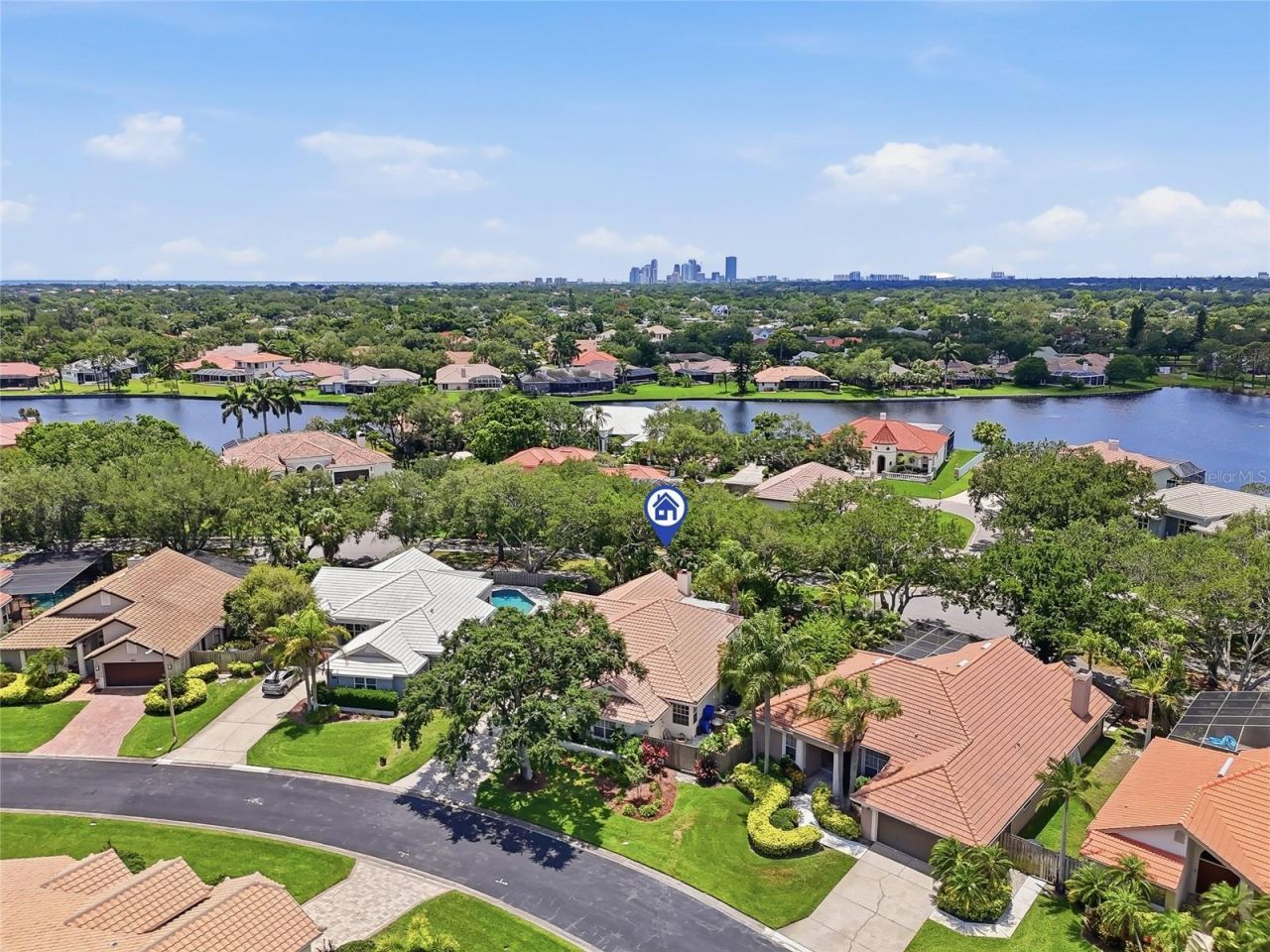 812 Live Oak Terrace Ne, Saint Petersburg, FL 33703 Photo