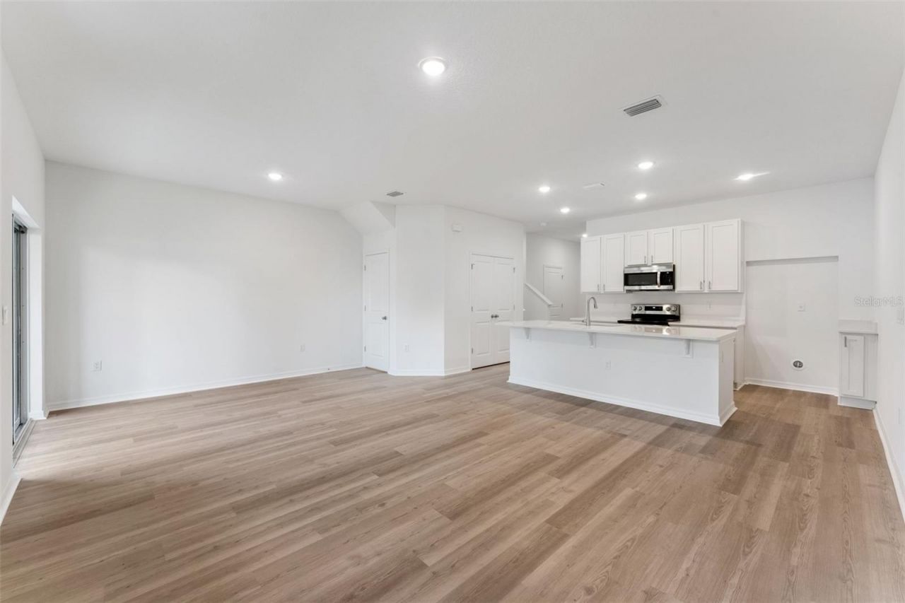 654 Cedar Elm Court , Eustis, FL 32726 Photo