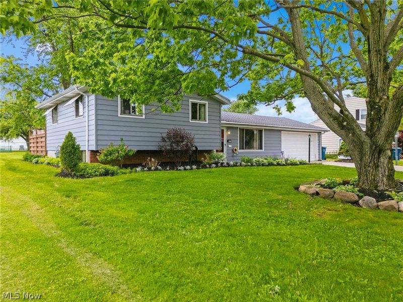 2533 W 37th Street, Lorain, OH 44053 Photo 3
