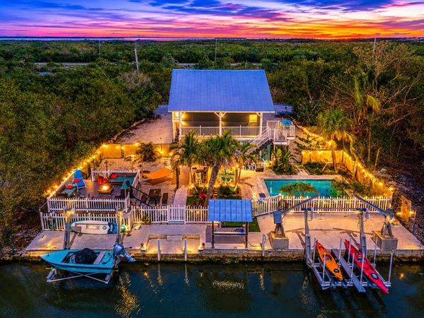 3746 Park Avenue, Big Pine, FL 33043