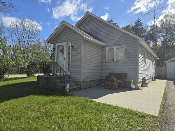 403 STATE STREET, Redgranite, WI 54970