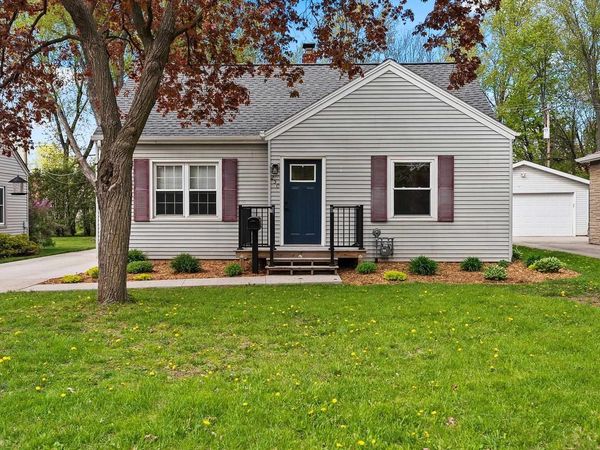 250 TAFT STREET, Green Bay, WI 54301