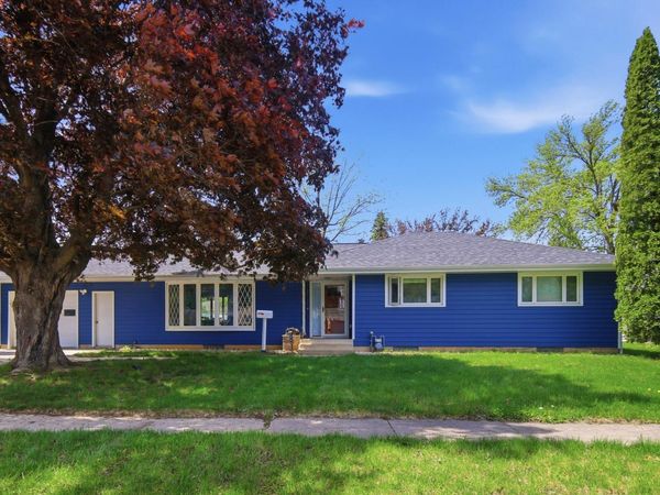 105 21st Street NW, Austin, MN 55912