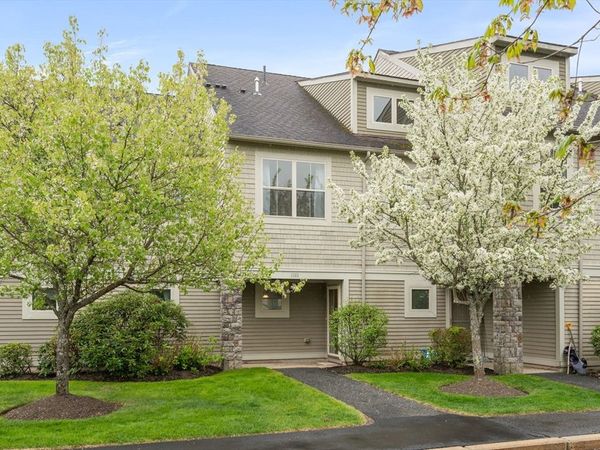 1102 Acorn Dr, Unit 1102, North Andover, MA 01845