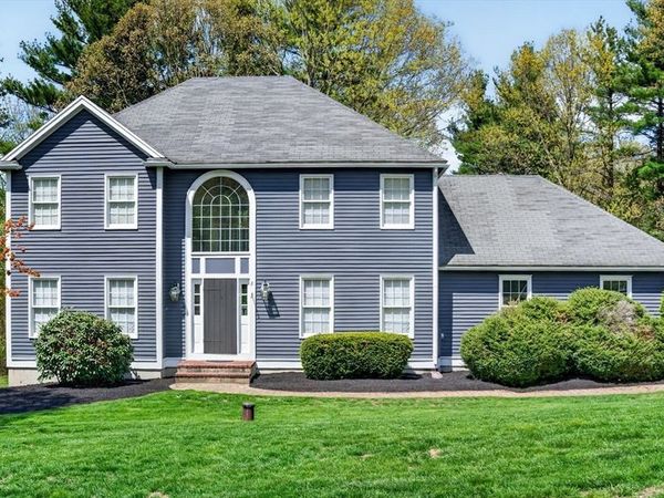8 Ridgewood Road, Sterling, MA 01564