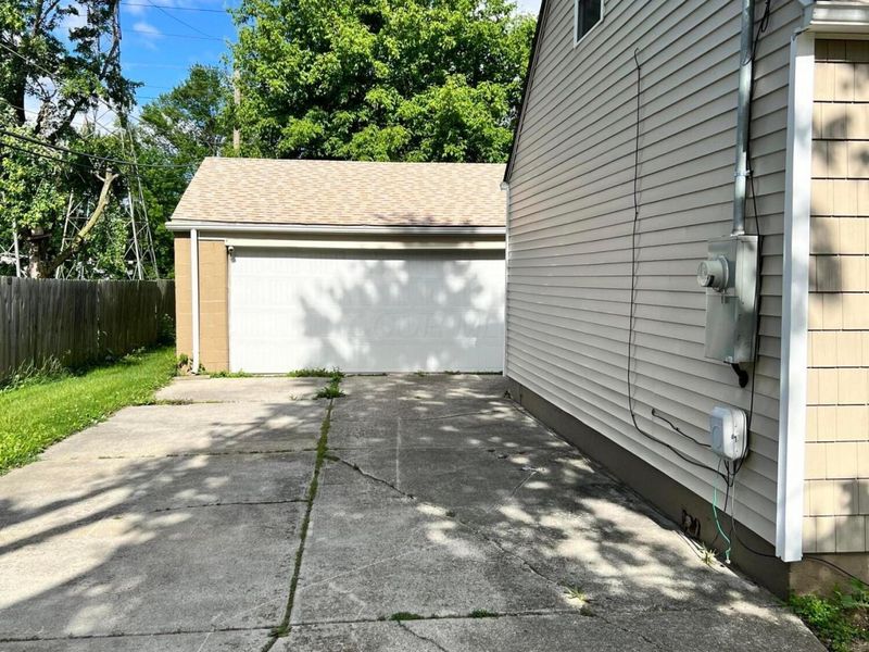 2449 Wilson Avenue , Columbus, OH 43207 Photo 4