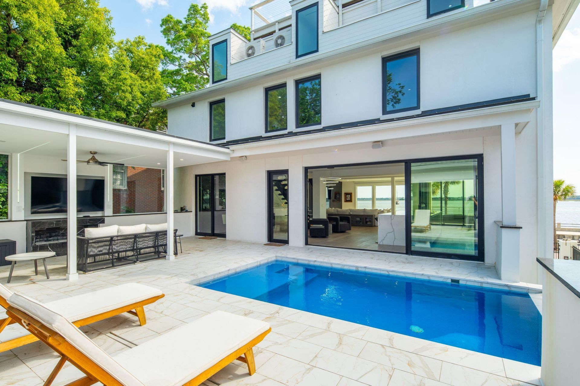 100 Murray Boulevard Photo 4