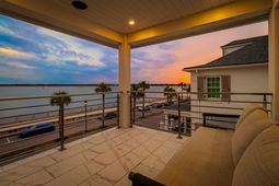 100 Murray Boulevard photo 4
