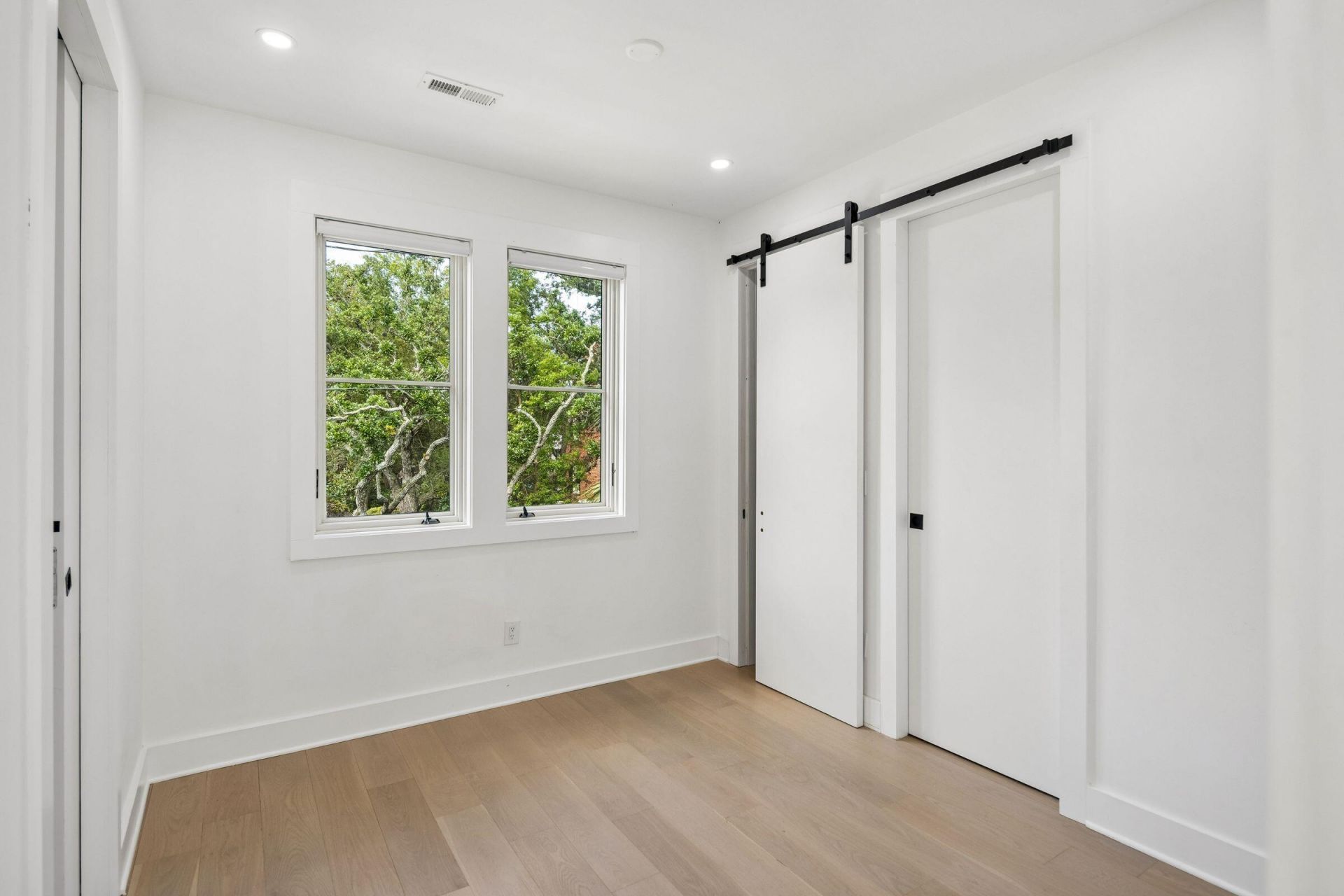 100 Murray Boulevard Photo 76