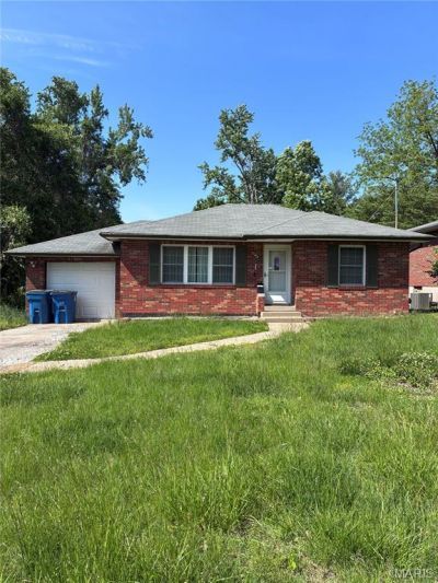 1103 Powell Avenue , Collinsville, IL 62234 Main Photo