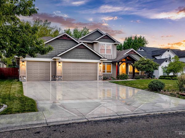 2757 S Goshen Way, Boise, ID 83709