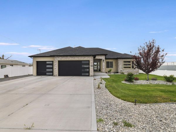 601 Barsness Rd, Buhl, ID 83316