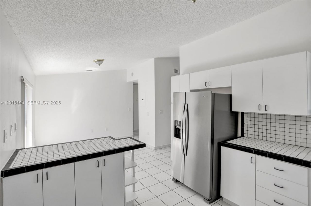 11854 SW 210th St, Unit x, Miami, FL 33177 Photo