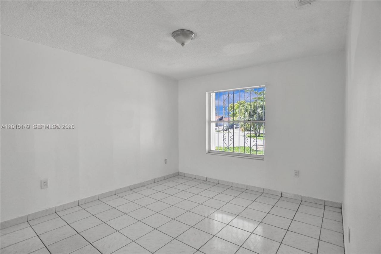 11854 SW 210th St, Unit x, Miami, FL 33177 Photo