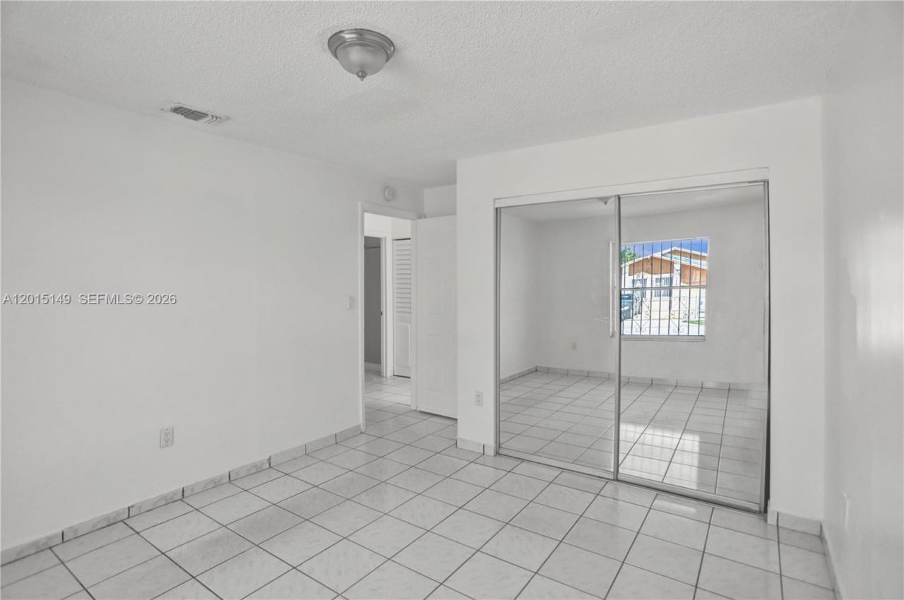 11854 SW 210th St, Unit x, Miami, FL 33177 Photo