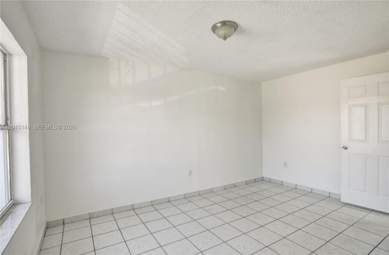 11854 SW 210th St, Unit x, Miami, FL 33177 Photo
