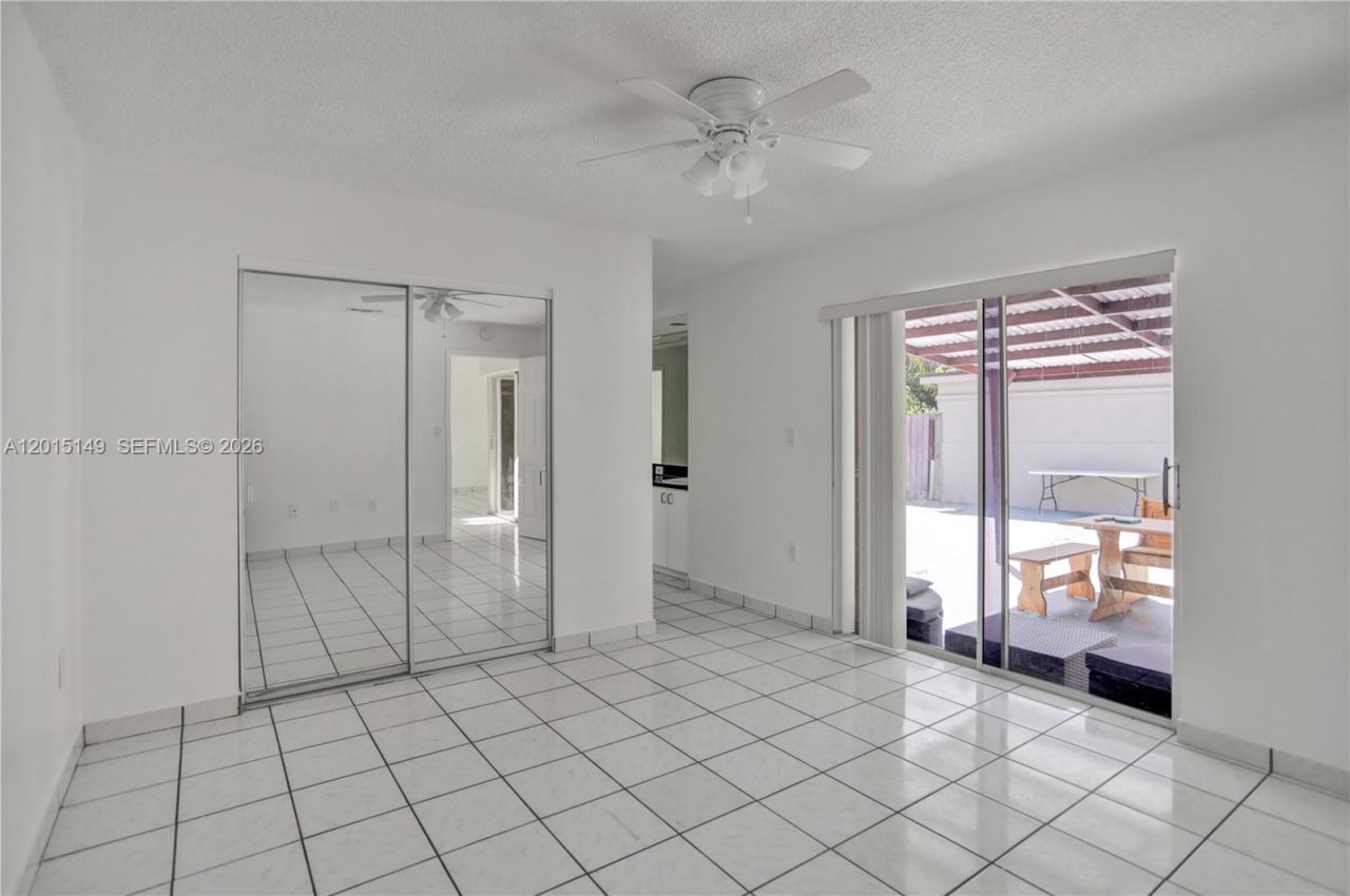 11854 SW 210th St, Unit x, Miami, FL 33177 Photo