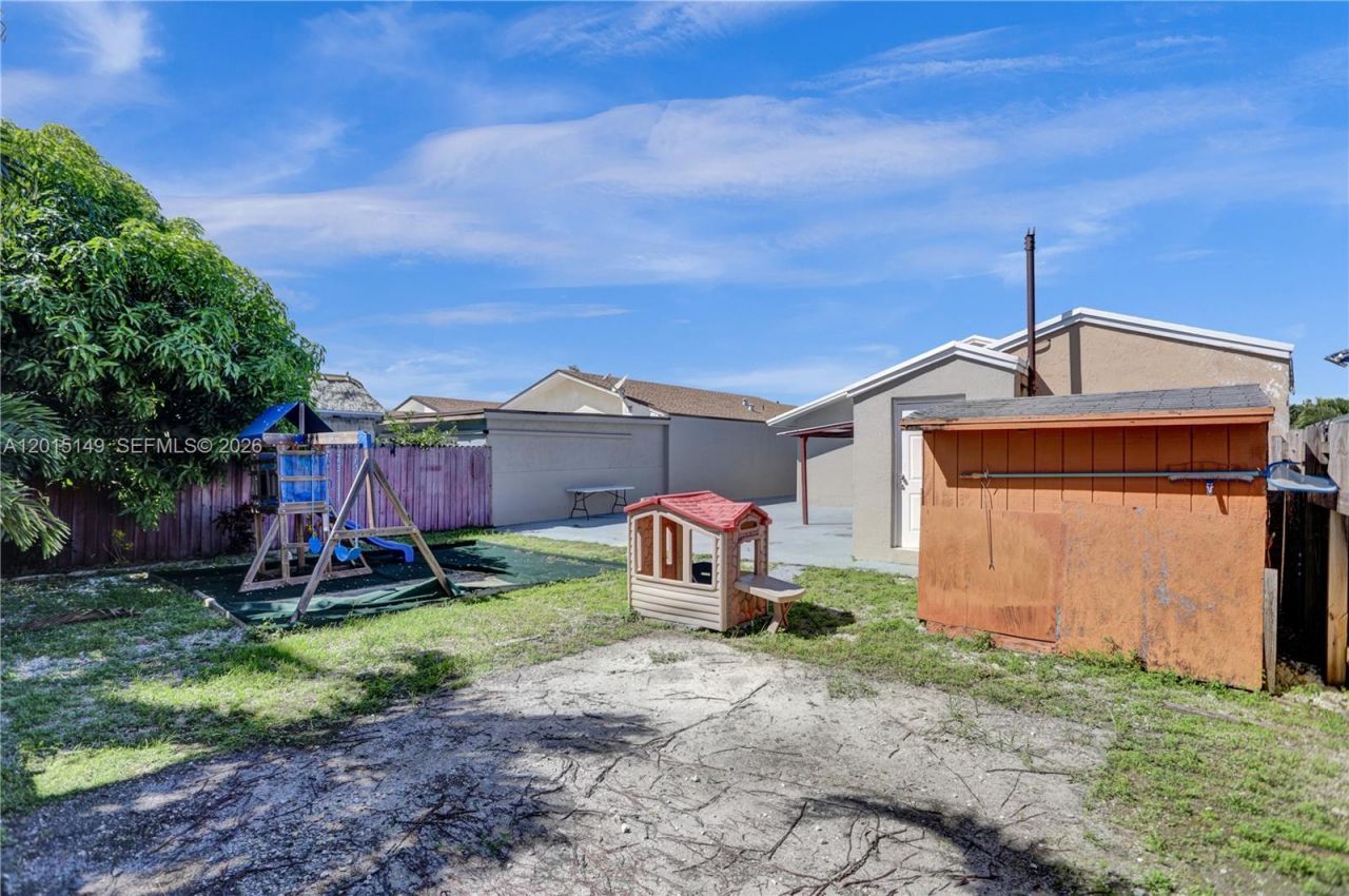 11854 SW 210th St, Unit x, Miami, FL 33177 Photo