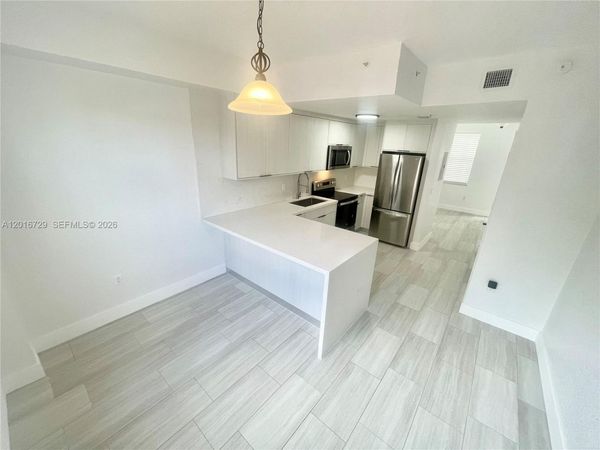 77 E 4th St , Unit A212, Hialeah, FL 33010