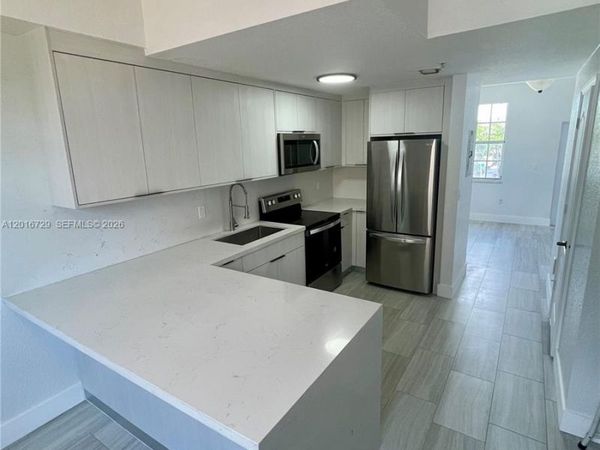 77 E 4th St , Unit A212, Hialeah, FL 33010