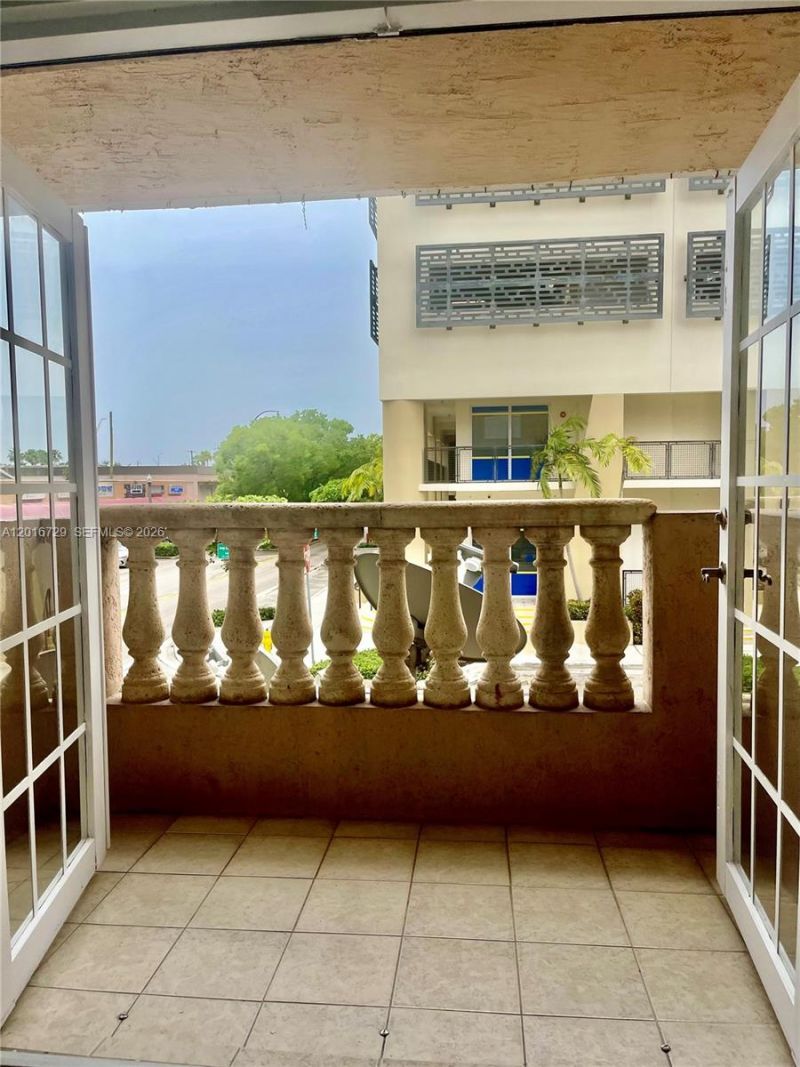 77 E 4th St , Unit A212, Hialeah, FL 33010 Photo