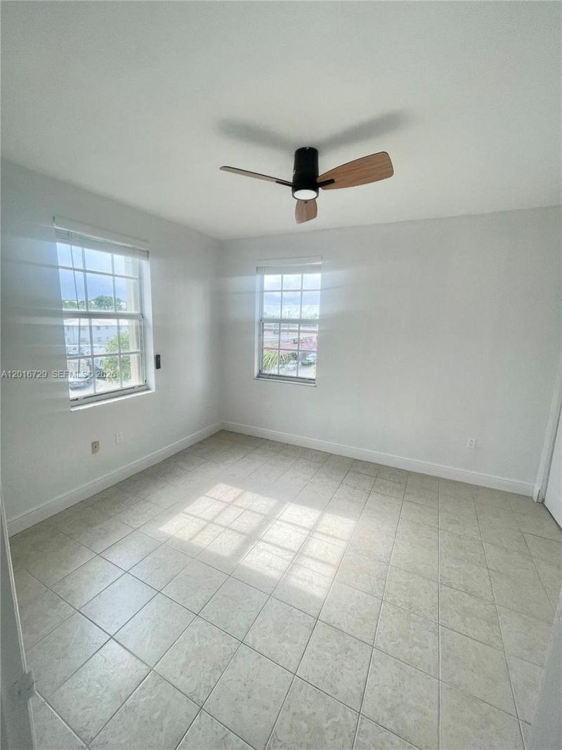 77 E 4th St , Unit A212, Hialeah, FL 33010 Photo