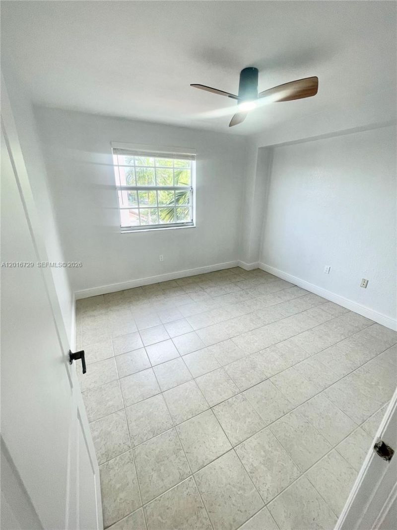 77 E 4th St , Unit A212, Hialeah, FL 33010 Photo
