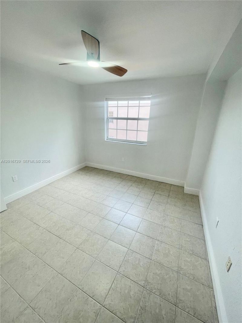 77 E 4th St , Unit A212, Hialeah, FL 33010 Photo