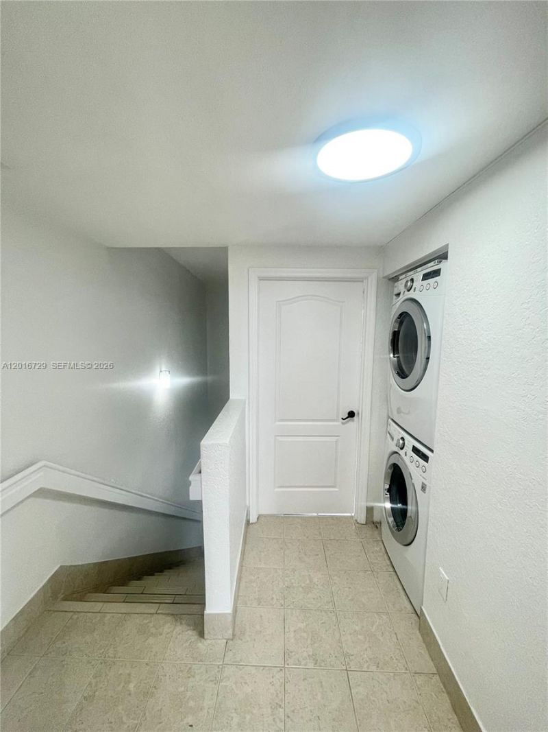 77 E 4th St , Unit A212, Hialeah, FL 33010 Photo