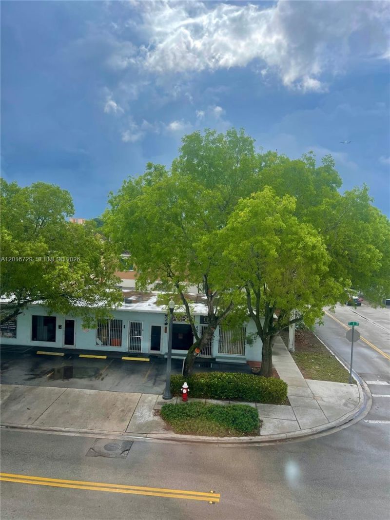 77 E 4th St , Unit A212, Hialeah, FL 33010 Photo
