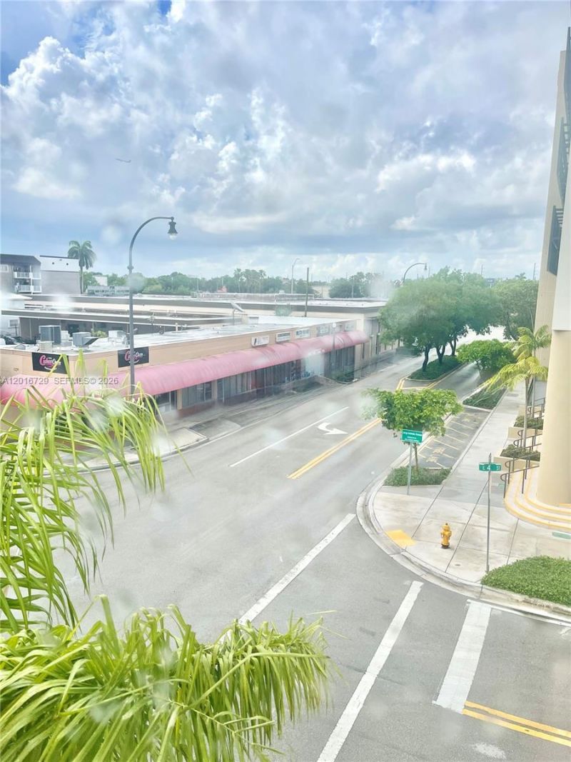 77 E 4th St , Unit A212, Hialeah, FL 33010 Photo