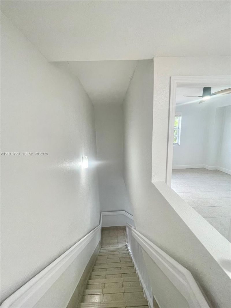 77 E 4th St , Unit A212, Hialeah, FL 33010 Photo