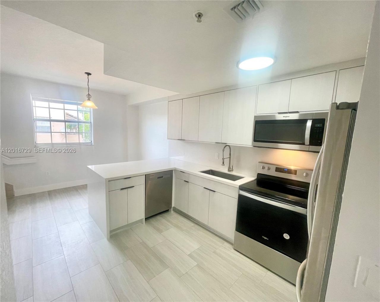 77 E 4th St , Unit A212, Hialeah, FL 33010 Photo