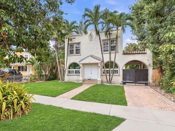 22 NE 44th St , Miami, FL 33137