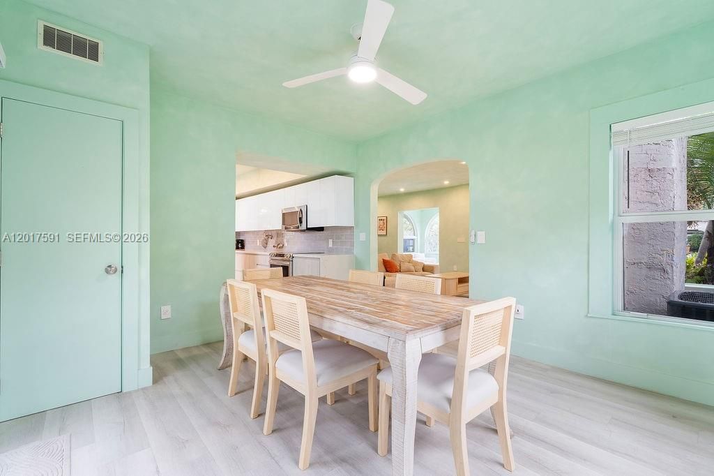22 NE 44th St , Miami, FL 33137 Photo