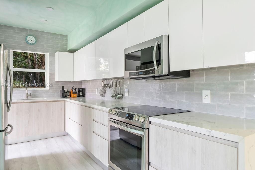 22 NE 44th St , Miami, FL 33137 Photo