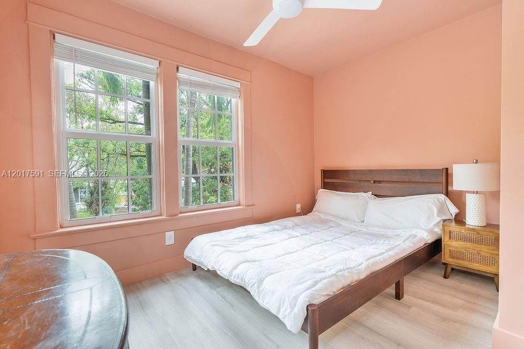 22 NE 44th St , Miami, FL 33137 Photo