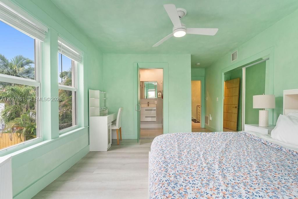 22 NE 44th St , Miami, FL 33137 Photo