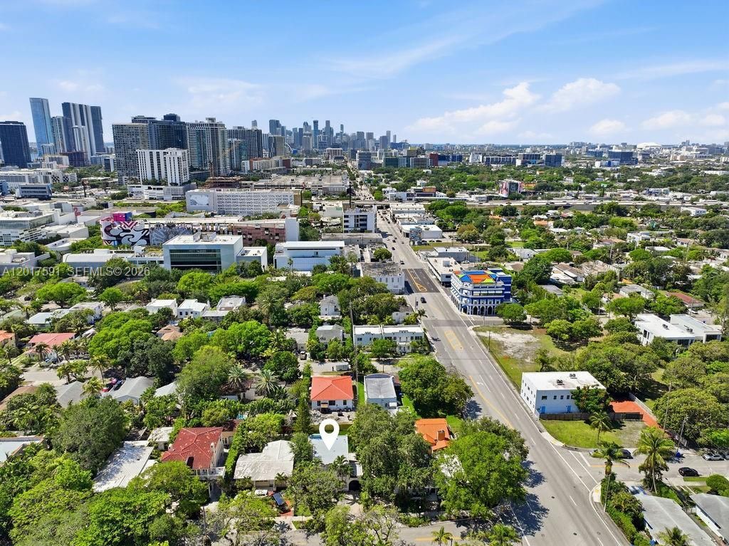 22 NE 44th St , Miami, FL 33137 Photo
