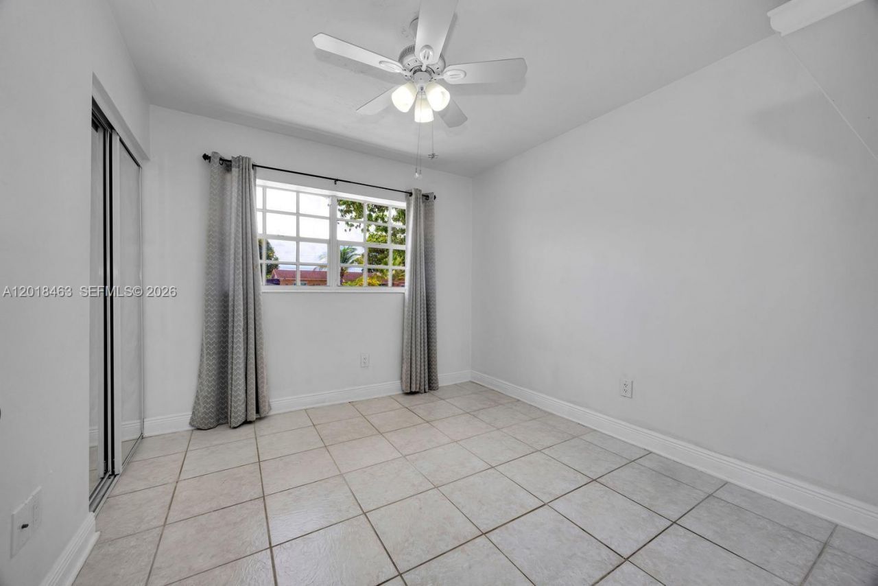 15725 SW 102nd Pl , Miami, FL 33157 Photo