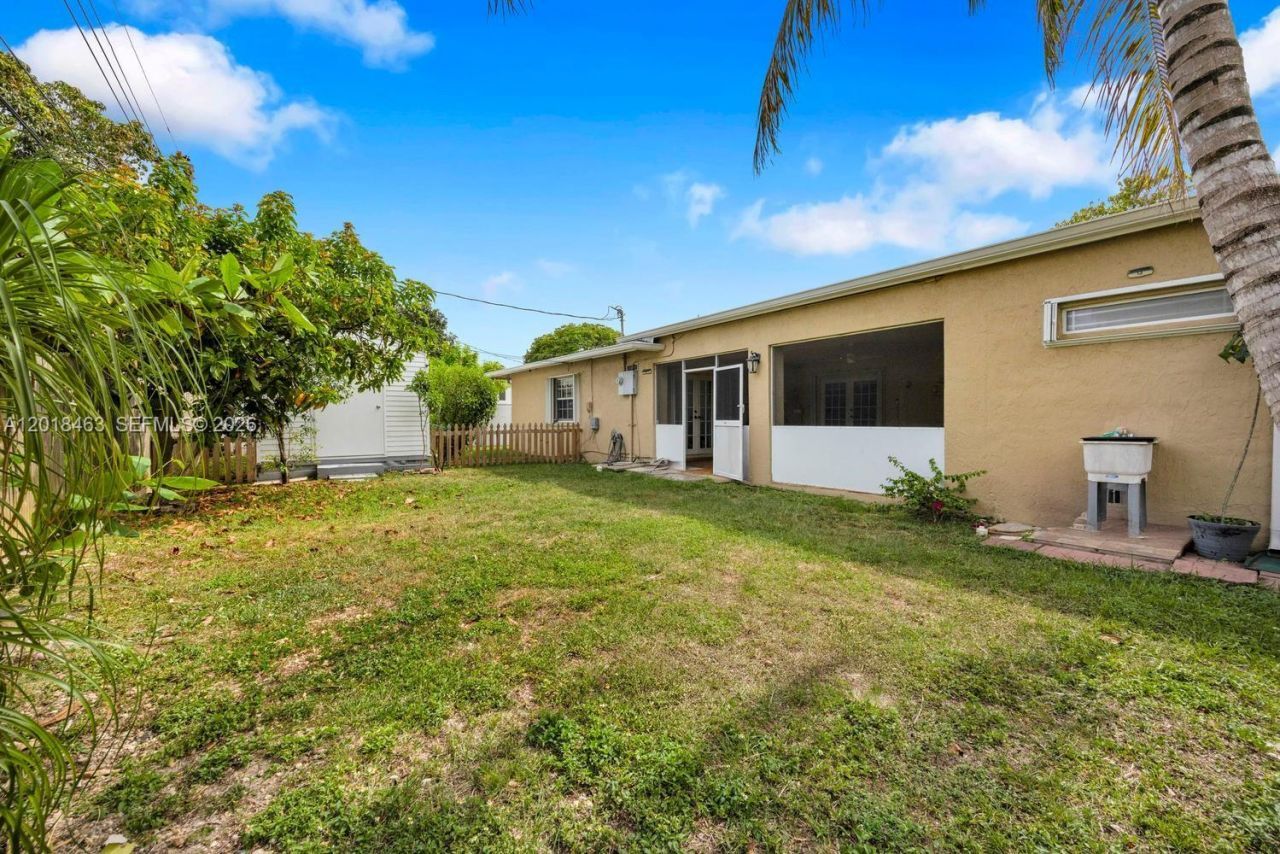 15725 SW 102nd Pl , Miami, FL 33157 Photo