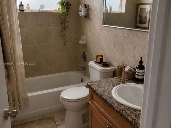 13900 Lake Placid Ct , Unit A12, Miami Lakes, FL 33014