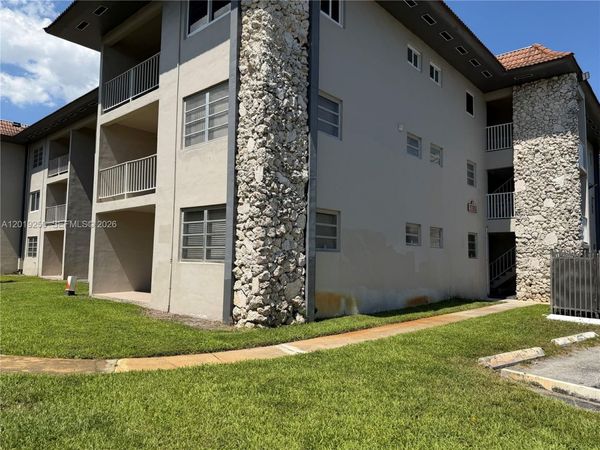 13900 Lake Placid Ct , Unit A12, Miami Lakes, FL 33014