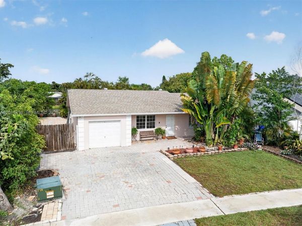 9600 Richmond Cir , Boca Raton, FL 33434