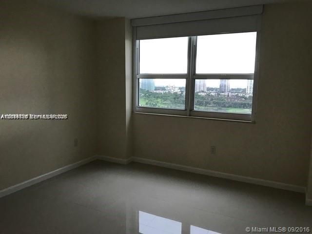 19501 W Country Club Dr, Unit 2115, Aventura, FL 33180 Photo