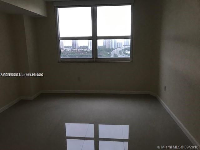 19501 W Country Club Dr, Unit 2115, Aventura, FL 33180 Photo