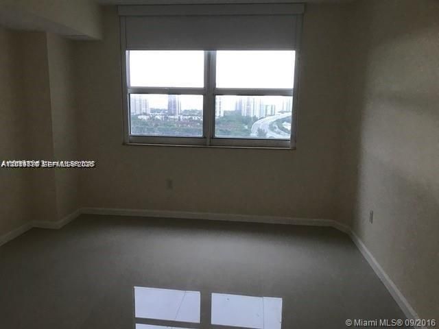 19501 W Country Club Dr, Unit 2115, Aventura, FL 33180 Photo
